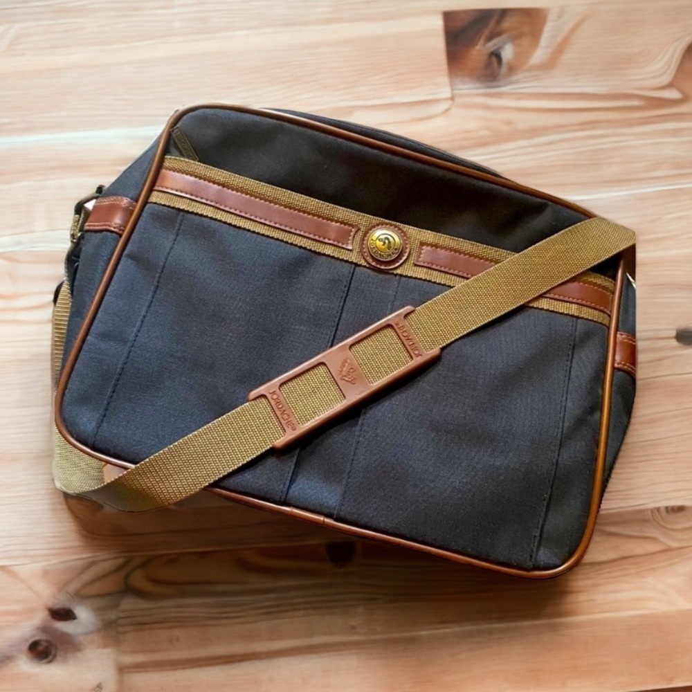 JORDACHE Vintage Carry On Bag With Shoulder Strap 80’s 90’s